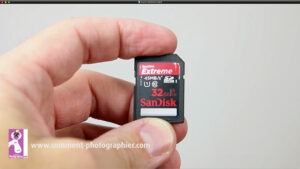 Carte SDHC SanDisk 32 Go avec tous ses logos : classe10, UHS-1, 45 Mb/s