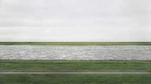 Voici Rhein II d'Andreas Gursky, c'est la photo la plus chère du monde à l'heure actuelle