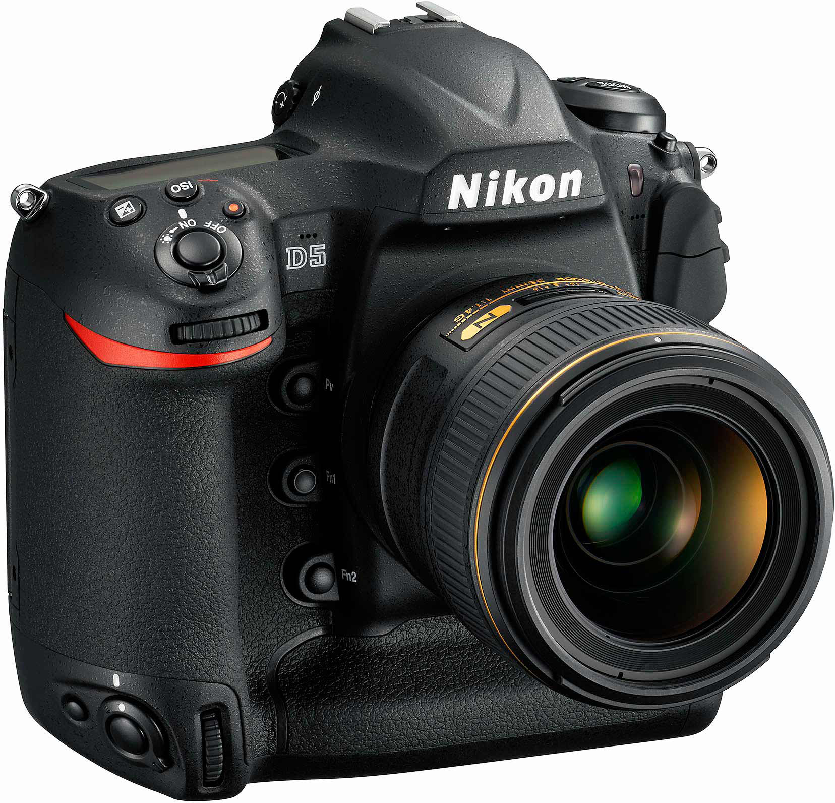 Nouveau NIKON, le D5, des yeux de chat !